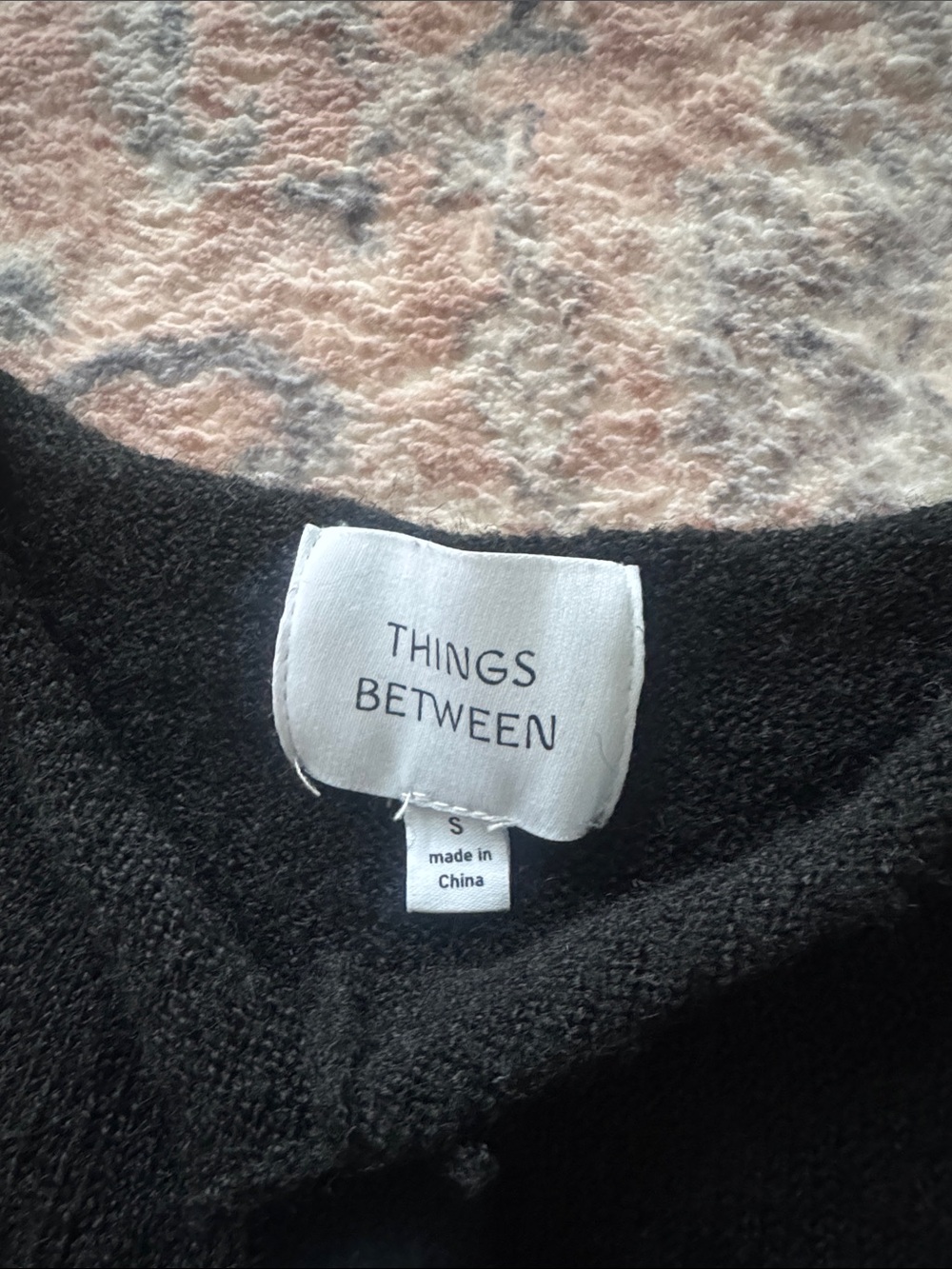 Things Between Cardigan - Picture 2 of 3